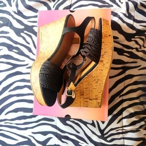 Jellypop size 10 black shoes